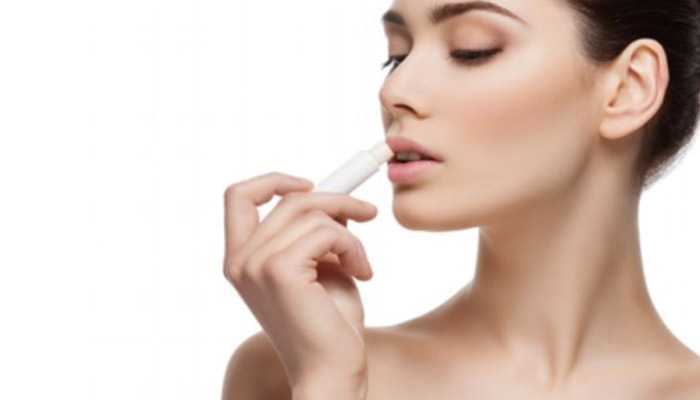 涂唇膏的好处与坏处 涂唇膏的好处与坏处