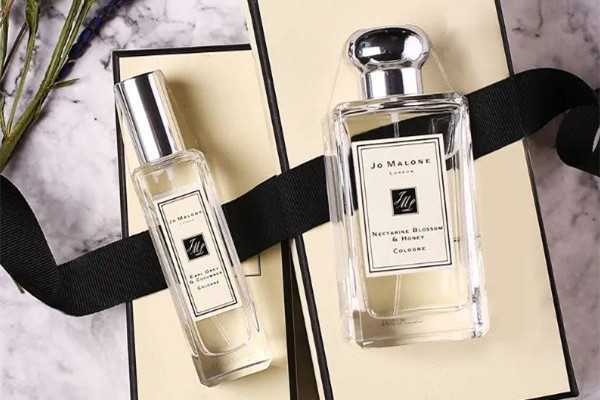 祖马龙香水要喷几下 祖马龙香水要喷几下