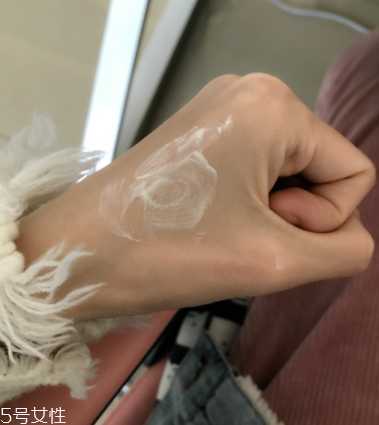 兰蔻隔离乳是防晒霜吗