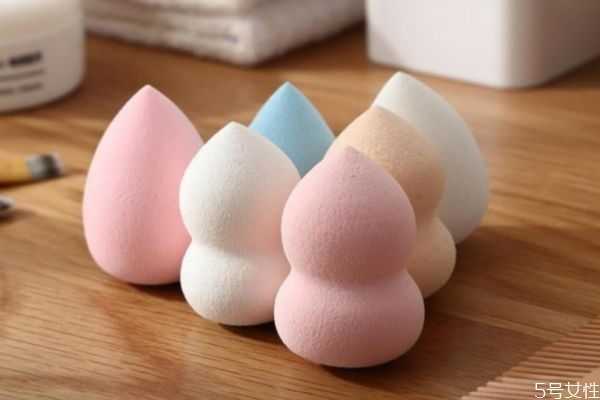 美妆蛋可以用来干什么 美妆蛋可以用来涂防晒霜吗