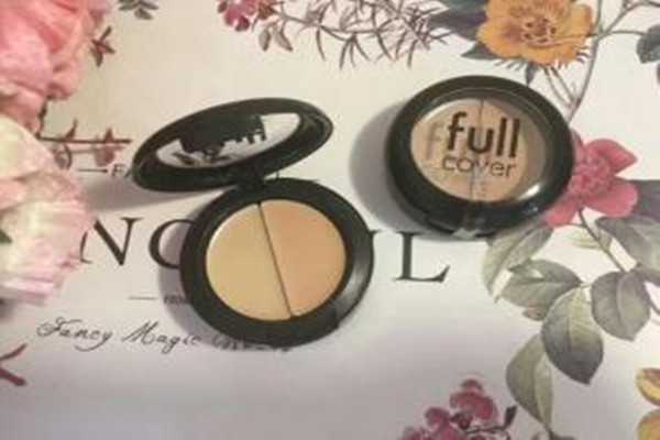 amore完美双色遮瑕膏好用吗 amore完美双色遮瑕膏好用吗