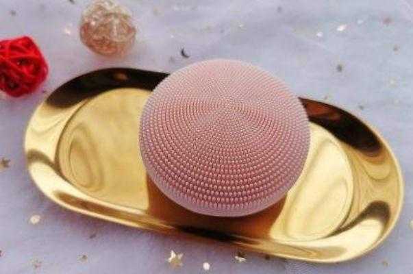 洁面仪可以代替清洁面膜吗 洁面仪可以按摩吗