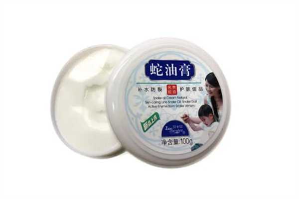 蛇油膏治疗什么皮肤病 蛇油膏治疗什么皮肤病