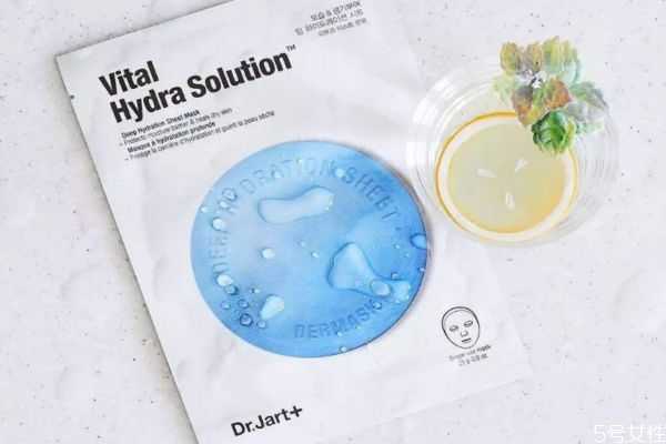 蒂佳婷药丸面膜是医用面膜吗？蒂佳婷药丸面膜好用吗