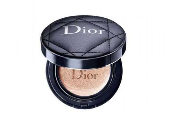 气垫粉底干了还能用吗？气垫用完了加粉底液还能用吗