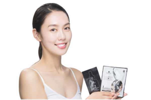 香蒲丽黑色面膜怎么用