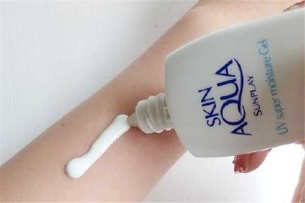 曼秀雷敦小金帽防水吗