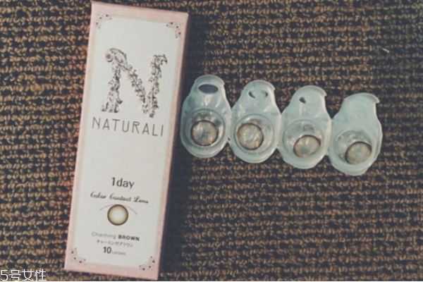 第一次买美瞳买什么抛？什么牌子的美瞳舒服