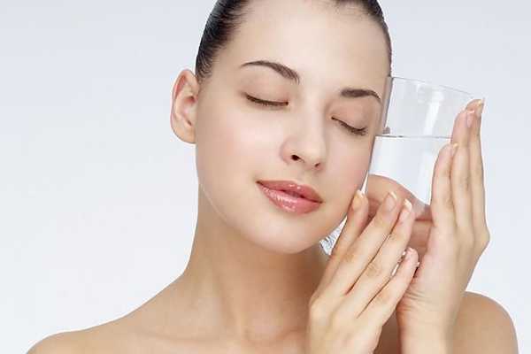 茵芙莎流金水成分