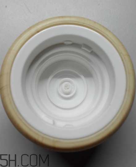 一叶子酪梨爽肤水怎么样？一叶子酪梨爽肤水好用吗？