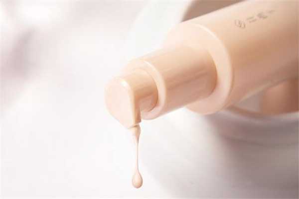 花西子粉底液好用吗？花西子粉底液测评