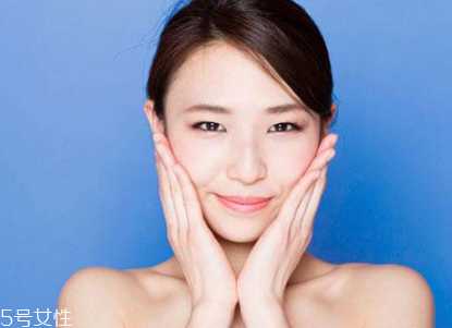 眼霜用量不对会怎样 不可少涂也不可过量