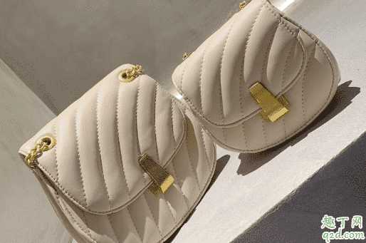 小mk包包全名叫什么?小mk包包属于什么档次 小mk包包全名叫什么?小mk包包属于什么档次