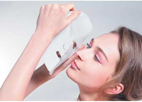 中午可以敷面膜吗 中午可以敷面膜吗