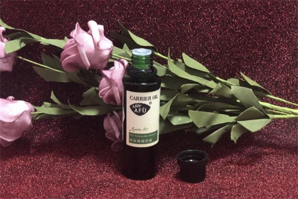 阿芙荷荷巴油怎么打开?阿芙荷荷巴油用前要热敷吗 阿芙荷荷巴油怎么打开?阿芙荷荷巴油用前要热敷吗