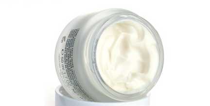 面霜能当身体乳吗 滋润度会不够