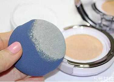气垫bb是粉底吗?新手用粉底液还是气垫 气垫bb是粉底吗?新手用粉底液还是气垫