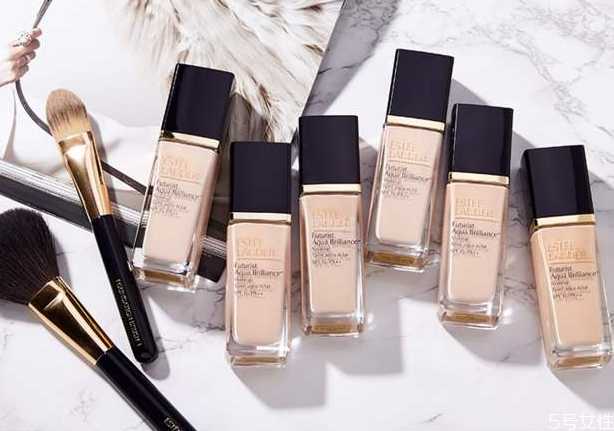 雅诗兰黛沁水粉底液适合什么肤质？雅诗兰黛沁水粉底液保质期