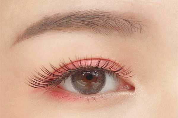 假睫毛能用多久?能用水洗吗? 假睫毛能用多久?能用水洗吗?