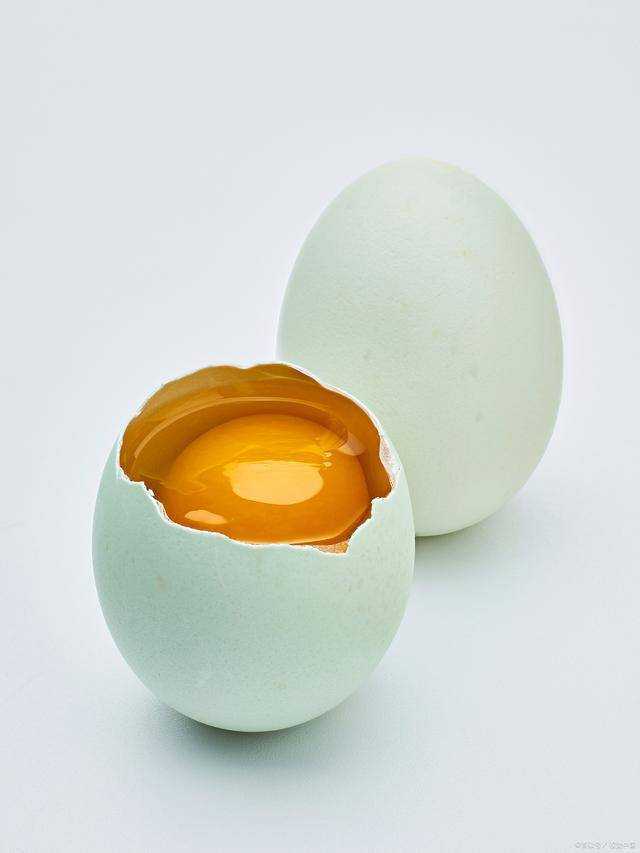 吃咸鸭蛋会给身体带来哪些好处 吃咸鸭蛋会给身体带来哪些好处