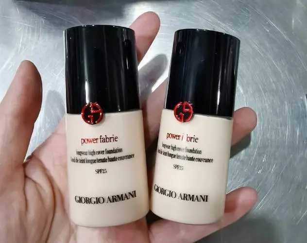 阿玛尼粉底液红标适合什么皮肤 阿玛尼粉底液红标适合什么皮肤