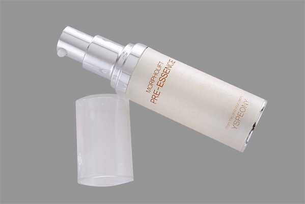 白天可以用爽肤水吗? 白天可以用爽肤水吗?