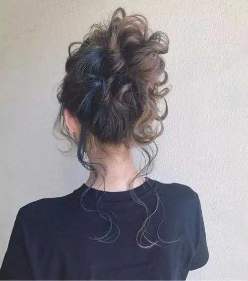 心形脸适合什么发型 心形脸适合什么发型