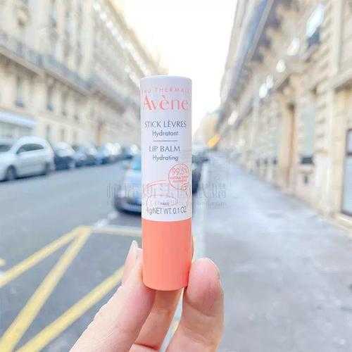 男士哪款润唇膏滋润效果好？10款适合男生用的唇膏