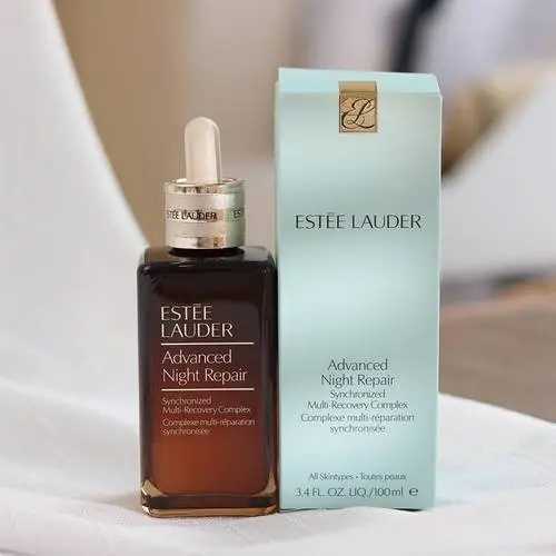 雅诗兰黛精华适合多大年龄? 雅诗兰黛精华适合多大年龄?