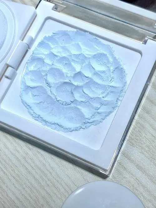 蓝冻冰透散粉适合什么肤质 蓝冻冰透散粉适合什么肤质