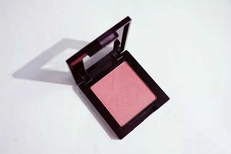 适合50岁的腮红用哪个好?快看看高手都是怎么选的 适合50岁的腮红用哪个好?快看看高手都是怎么选的