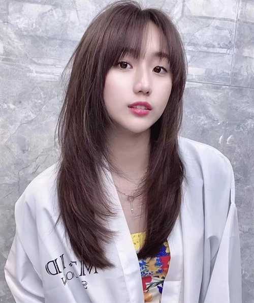 脸瘦长的女生适合什么发型?这几款发型绝对让你看起来仙气飘飘 脸瘦长的女生适合什么发型?这几款发型绝对让你看起来仙气飘飘