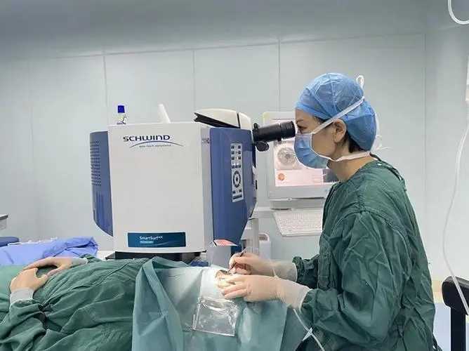 激光矫正近视手术多少钱?一篇文章让你直接明白 激光矫正近视手术多少钱?一篇文章让你直接明白