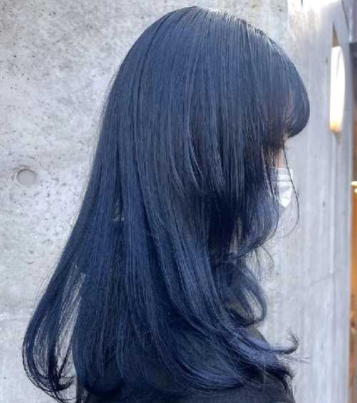 雾蓝色是什么颜色?显白还是显黑? 雾蓝色是什么颜色?显白还是显黑?