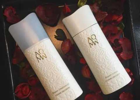 40岁用黛珂白檀还是悦薇 40岁用黛珂白檀还是悦薇