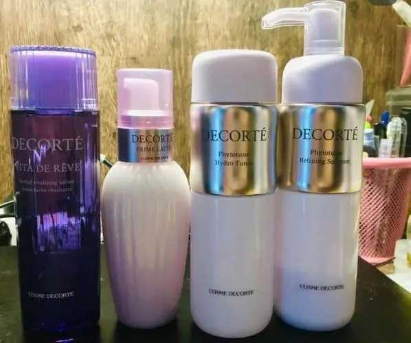 黛珂适合35岁以上的吗?35岁用黛珂哪个系列 黛珂适合35岁以上的吗?35岁用黛珂哪个系列