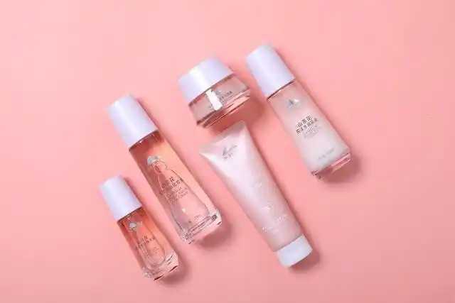 山茶花水乳套装怎么样 山茶花水乳套装怎么样