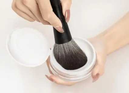 散粉用来干嘛的 散粉用在哪一步