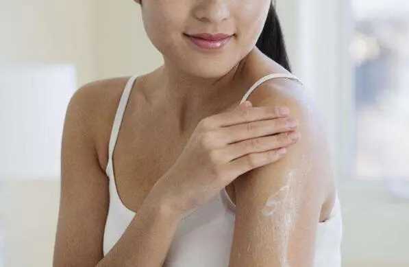 身体乳能卸妆吗 身体乳能卸妆吗