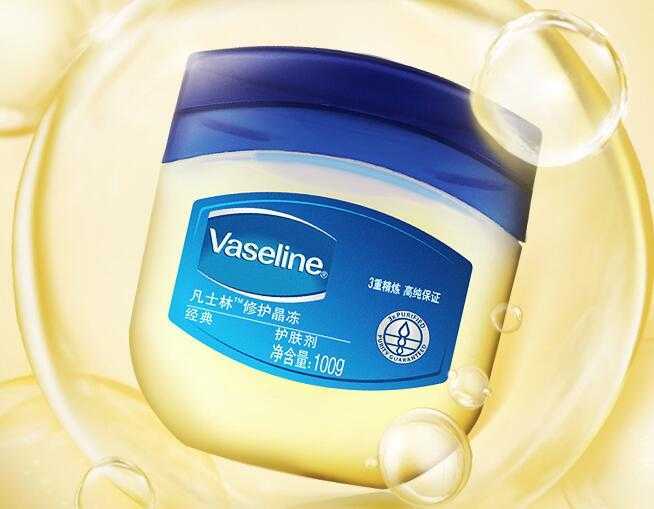 凡士林润唇和凡士林晶冻哪个好用