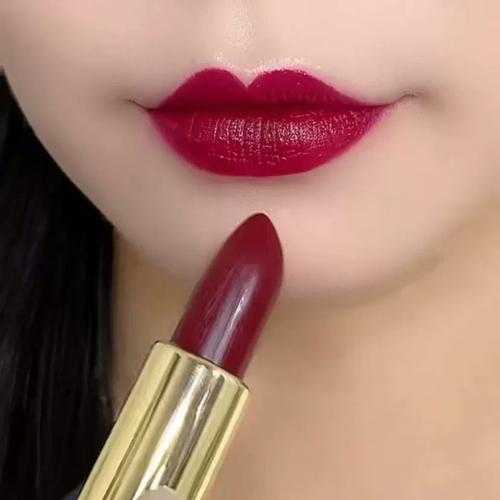 吃饭前必须擦掉口红吗 吃饭前必须擦掉口红吗