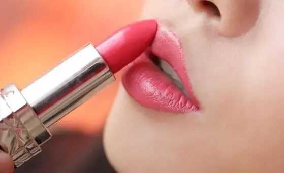 口红中样是什么意思 口红中样是什么意思
