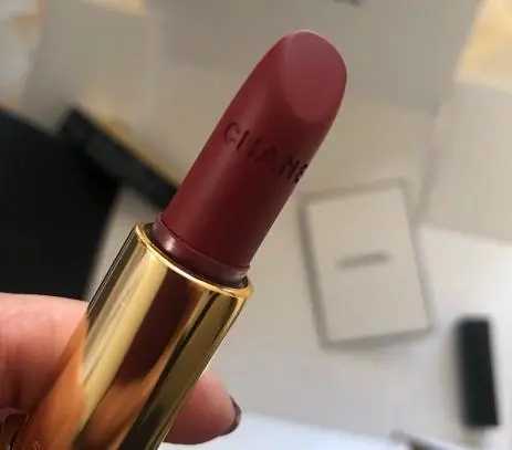 口红买正装还是中样 口红买正装还是中样