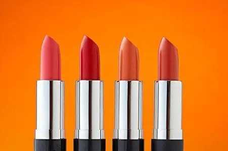 口红硬的好还是软的好 口红硬的好还是软的好