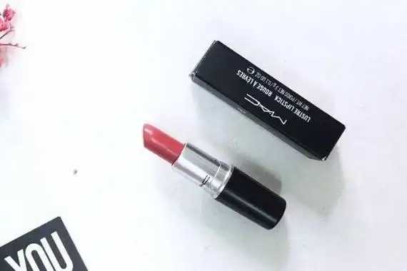 怎么将口红混合改色