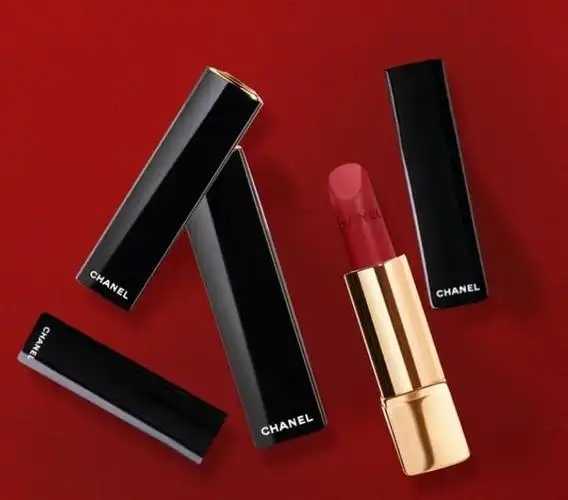 口红冬天放室外会冻坏吗