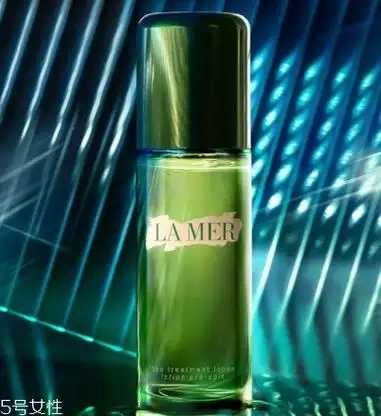 精华液在化妆前使用还是化妆后使用好