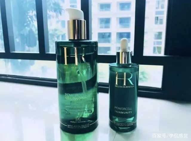 爽肤水化妆前用还是化妆后用