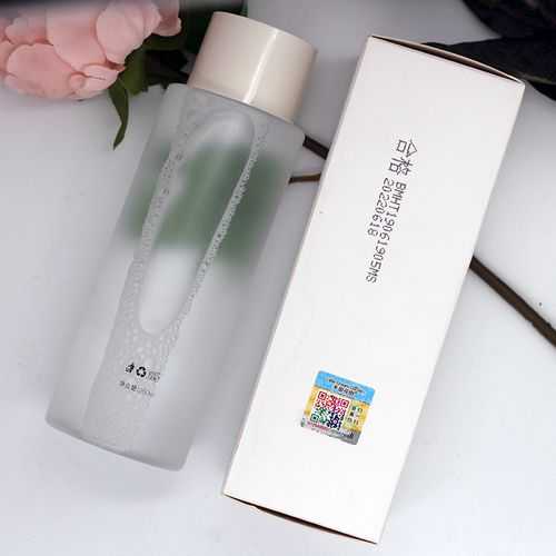 爽肤水和补水喷雾是一样的吗