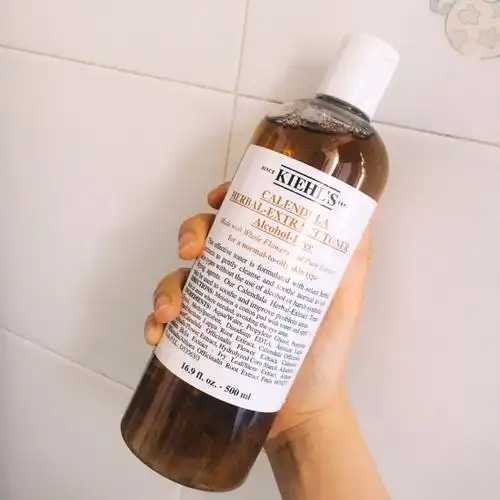 爽肤水会堵塞毛孔么